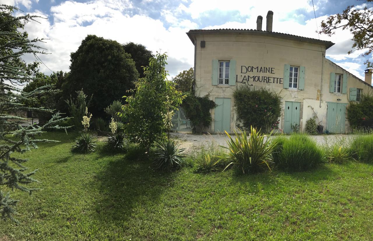 Domaine L'Amourette Tizac-de-Curton Exterior photo